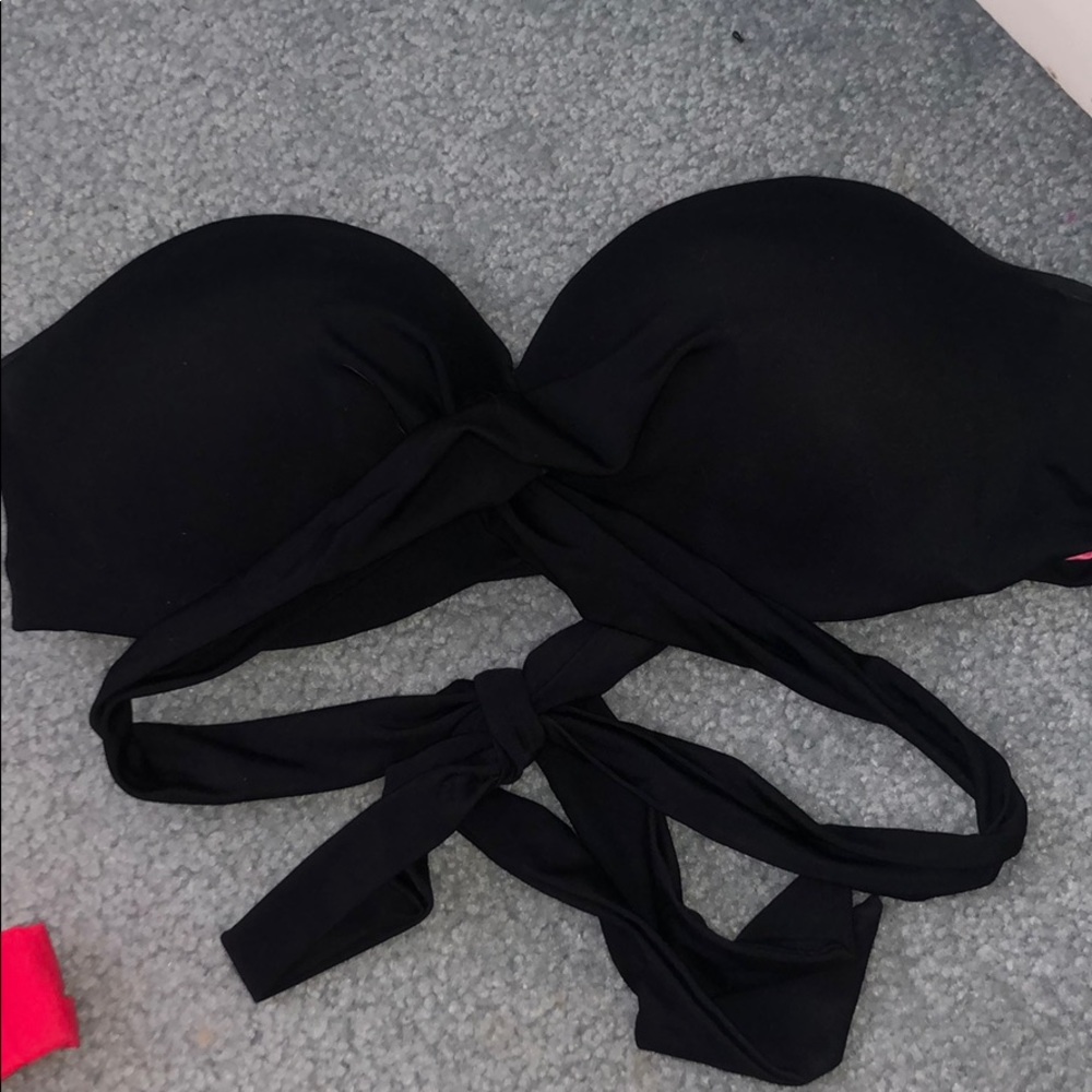 2 for $15 Victoria’s Secret strapless bikini top w underwire